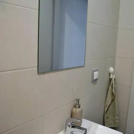Apartamento Modern Center 2 Bedroom *